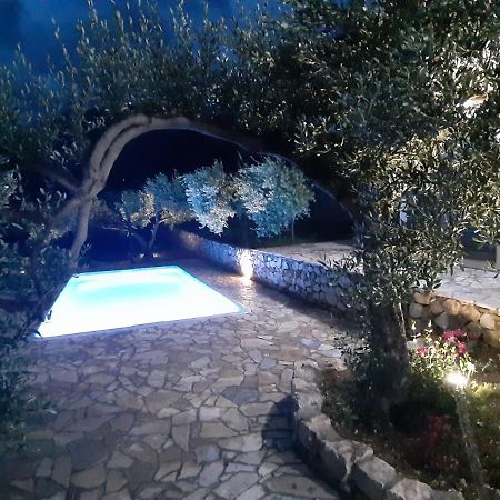 マカルスカ Olive Stone Houseヴィラ エクステリア 写真