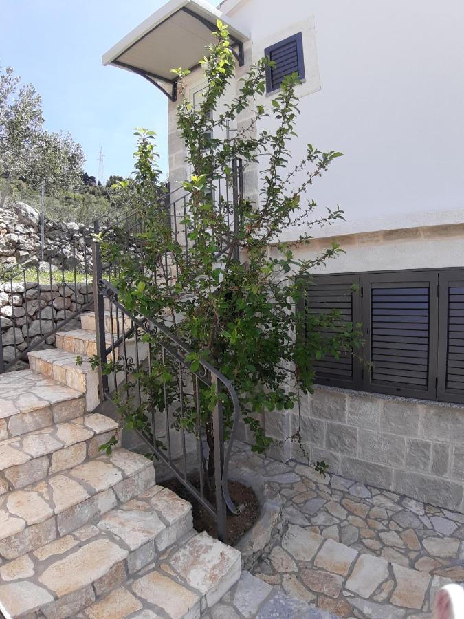 マカルスカ Olive Stone Houseヴィラ エクステリア 写真