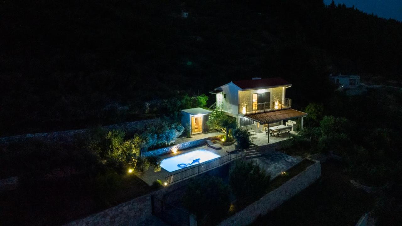 マカルスカ Olive Stone Houseヴィラ エクステリア 写真